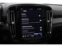 Volvo XC40 B3 Ultra Black Edition | Panoramadak | Trekhaak | 360° Camera | ACC | Stoel+Stuurverwarming | 20 Inch