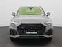 Audi Q5 55 TFSI e quattro Competition l Adaptive cruise control l Glazen panoramadak l Achteruitrijcamera l Dodehoekdetectie l Airco l Stoelverwarming l Elektrisch verstelbare bestuurdersstoel l Optiekpakket zwart plus l Trekhaak l Audi sound system l Alarm Klasse III l