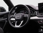 Audi Q5 55 TFSI e quattro Competition l Adaptive cruise control l Glazen panoramadak l Achteruitrijcamera l Dodehoekdetectie l Airco l Stoelverwarming l Elektrisch verstelbare bestuurdersstoel l Optiekpakket zwart plus l Trekhaak l Audi sound system l Alarm Klasse III l