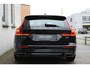 Volvo V60 2.0 B3 R-Design | Panoramadak | Semi elek. trekhaak | Dealer-onderhouden | Premium audio by Harman Kardon | Elek. bed. voorstoelen met geheugen | Verwarmbare voorstoelen | Verwarmbaar stuurwiel | Blind spot | Keyless entry | DAB | Apple carplay | Elektrische achterklep | Achterbank verwarmbaar |
