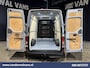 Volkswagen Crafter 2.0 TDI 141pk L3H3 L2H2 Euro6 Airco | 3000kg Trekhaak | Cruisecontrol | Chauffeursstoel Bijrijdersbank