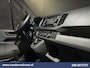 Volkswagen Crafter 2.0 TDI 141pk L3H3 L2H2 Euro6 Airco | 3000kg Trekhaak | Cruisecontrol | Chauffeursstoel Bijrijdersbank