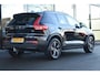 Volvo XC40 B4 197pk Plus Dark | Verwarmde vooruit | Extra getint glas