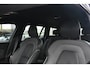 Volvo V60 T6 350pk AWD Plus Dark | Trekhaak | 360 | Verwarmde voorruit