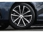 Volvo V60 T6 350pk AWD Plus Dark | Trekhaak | 360 | Verwarmde voorruit