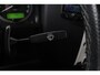 Land Rover Defender 2.4 TD 90 SW SE | 4P | Stoelverwarming | Trekhaak | Airco | 18 Inch
