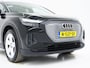 Audi Q4 e-tron 35 Launch edition 55 kWh | Camera | Leder | Cruise | DAB | Climate | Stoelverwarming | Carplay | PDC