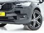 Volvo XC40 1.5 T5 Recharge R-Design Full Black | Camera | Keyless | Virtual | DAB | Climate | Zwarte Hemel | Carplay