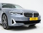BMW 5-Serie Touring 530e Executive Luxury | Panoramadak | Leder | Camera | Keyless | Sfeerlicht | Virtual | DAB | Carplay