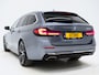 BMW 5-Serie Touring 530e Executive Luxury | Panoramadak | Leder | Camera | Keyless | Sfeerlicht | Virtual | DAB | Carplay