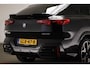 BMW IX2 xDrive30 67 kWh M-Sport Pro | PANORAMADAK | SOH 100% | STOELVERWARMING | 20" | DRIVING ASSISTANT PLUS- PACK