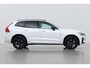 Volvo XC60 T6 Plug-in hybrid Ultra Black Edition | Trekhaak | Panoramadak | Head-Up | 360 Camera | Stoel+Stuurverwarming | 21 Inch