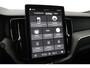 Volvo XC60 T6 Plug-in hybrid Ultra Black Edition | Trekhaak | Panoramadak | Head-Up | 360 Camera | Stoel+Stuurverwarming | 21 Inch