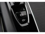 Volvo XC60 T6 Plug-in hybrid Ultra Black Edition | Trekhaak | Panoramadak | Head-Up | 360 Camera | Stoel+Stuurverwarming | 21 Inch
