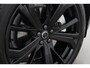 Volvo XC60 T6 Plug-in hybrid Ultra Black Edition | Trekhaak | Panoramadak | Head-Up | 360 Camera | Stoel+Stuurverwarming | 21 Inch