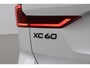 Volvo XC60 T6 Plug-in hybrid Ultra Black Edition | Trekhaak | Panoramadak | Head-Up | 360 Camera | Stoel+Stuurverwarming | 21 Inch