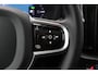 Volvo XC60 T6 Plug-in hybrid Ultra Black Edition | Trekhaak | Panoramadak | Head-Up | 360 Camera | Stoel+Stuurverwarming | 21 Inch