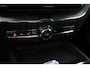 Volvo XC60 T6 Plug-in hybrid Ultra Black Edition | Trekhaak | Panoramadak | Head-Up | 360 Camera | Stoel+Stuurverwarming | 21 Inch
