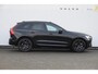 Volvo XC60 T6 350PK Automaat AWD Ultra Black Edition stoelmassage - en ventilatie / Adaptieve cruise control / Harman Kardon / BLIS / Panoramadak / Apple carplay / Parkeersensoren met 360 camera / Elektrisch bedienbare achterklep / Elektrisch verstelbare voorstoelen met geheugen / Stoel en stuurwielverwarming / 21” velgen / Getinte ramen vanaf de B-stijl