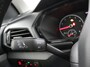 Volkswagen T-Cross 1.0 TSI Life | Trekhaak | Navigatie | Parkeersensoren voor & achter |