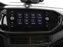 Volkswagen T-Cross 1.0 TSI Life | Trekhaak | Navigatie | Parkeersensoren voor & achter |