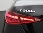 Mercedes-Benz C-klasse 300 e AMG Line | Automaat | Lage KM stand | Climate Control | Navigatie | Virtual Cockpit | Elektrische Achterklep | Stoelverwarming | LED | Camera | Lichtmetalen AMG Velgen |