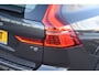 Volvo XC60 T5 250pk Momentum | Trekhaak | Leder | Keyless | 19''