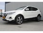 Nissan Qashqai 1.3 DIG-T N-Connecta | Incl. 12 maanden Garantie | 360° Camera | Keyless entry/start | Parkeersensoren | Navigatie | Climate controle | Cruise controle | Lane assist | DAB radio|