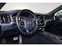 Volvo XC60 T5 AWD R-Design - Panorama/schuifdak - IntelliSafe Assist & Surround - Adaptieve LED koplampen - Parkeercamera achter - Verwarmde voorstoelen, stuur & achterbank - Parkeersensoren voor & achter - Elektr. bedienb. bestuurdersstoel met geheugen - Schakelpaddles aan stuur - Volvo On Call - Standkachel - Extra getint glas - 19' LMV