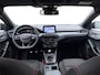 Ford Focus 1.0 EcoBoost Hybrid ST Line Style | Winter pack | Achteruitrijcamera | Parkeersensoren voor en achter | Apple carplay & Android auto | Cruise control | 17" lichtmetalen velgen | Draadloos opladen mobiel |