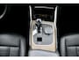 BMW 3-Serie 330i High Executive Edition blauw