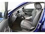 BMW 3-Serie 330i High Executive Edition blauw