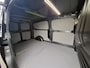 Ford Transit Custom 300 2.0 TDCI L2H1 Limited | Android Auto/Apple Carplay | LM Velgen 16" | Trekhaak | Voorstoelen Verwarmd | Verwarmde Voorruit | PDC Voor en Achter | Cruise Control | Airco |