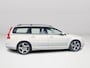 Volvo V70 T4 Momentum | Airco | Cruise control | Stoelverwarming | Trekhaak
