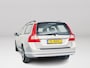 Volvo V70 T4 Momentum | Airco | Cruise control | Stoelverwarming | Trekhaak