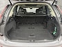 Volvo XC90 2.0 T8 Plug-in hybrid AWD Ultra Dark | 7 zits | Luchtvering | Adaptieve Cruise Control | Trekhaak | Panoramadak | Stoelmassage | Bowers en Wilkins Audio | All-season banden | 21" Velgen | Stoel-/Stuurverwarming | Stoelventilatie |