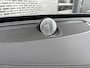 Volvo XC90 2.0 T8 Plug-in hybrid AWD Ultra Dark | 7 zits | Luchtvering | Adaptieve Cruise Control | Trekhaak | Panoramadak | Stoelmassage | Bowers en Wilkins Audio | All-season banden | 21" Velgen | Stoel-/Stuurverwarming | Stoelventilatie |