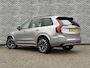 Volvo XC90 2.0 T8 Plug-in hybrid AWD Ultra Dark | 7 zits | Luchtvering | Adaptieve Cruise Control | Trekhaak | Panoramadak | Stoelmassage | Bowers en Wilkins Audio | All-season banden | 21" Velgen | Stoel-/Stuurverwarming | Stoelventilatie |