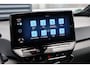 Volkswagen ID.3 204pk Life Pro 58 kWh Performance | SoH 94% | Stoel-/ Stuurverwarming | Navigatie | Apple Carplay/Android Auto