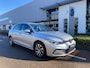 Volkswagen Golf 1.4 eHybrid 204pk DSG Style / 16"LMV / NAVI / APP.Connect / Elektr. best. stoel / Verwarmbare stoelen / Trekhaak