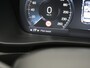 Volvo XC40 T5 Ultimate Dark PHEV 263pk Dealer O.H. | Panodak | Adaptive Cruise | 360 Camera | Harman / Kardon | Alcantara Sportstoelen Memory & Verwarmd | Stuur Verwarmd | Apple Carplay | Keyless | Virtual | Navigatie | DAB | Plug In Hybrid