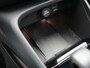 Volvo XC40 T5 Ultimate Dark PHEV 263pk Dealer O.H. | Panodak | Adaptive Cruise | 360 Camera | Harman / Kardon | Alcantara Sportstoelen Memory & Verwarmd | Stuur Verwarmd | Apple Carplay | Keyless | Virtual | Navigatie | DAB | Plug In Hybrid