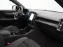 Volvo XC40 T5 Ultimate Dark PHEV 263pk Dealer O.H. | Panodak | Adaptive Cruise | 360 Camera | Harman / Kardon | Alcantara Sportstoelen Memory & Verwarmd | Stuur Verwarmd | Apple Carplay | Keyless | Virtual | Navigatie | DAB | Plug In Hybrid