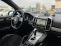 Porsche Cayenne 4.8 GTS|Keramisch|luchtv.|Sportchrono|Pano