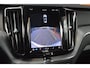 Volvo XC60 T8 Hybride AWD Plus Bright | Luchtvering | Trekhaak | Panoramadak | Stoel + Stuur Verwarmd | Harman/Kardon | Camera |