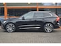 Volvo XC60 T8 Hybride AWD Plus Bright | Luchtvering | Trekhaak | Panoramadak | Stoel + Stuur Verwarmd | Harman/Kardon | Camera |