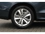 Volvo V60 B4 Essential Edition | Stoelverwarming voor/achter | Apple carplay/Android auto | 360 graden camera | Pilot Assist | Multifunctioneel stuurwiel | Comfort stoelen | Achteruitrij camera | Adaptieve cruise control | Hill Hold functie | 17'' lichtmetalen velgen |