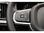 Volvo V60 B4 Essential Edition | Stoelverwarming voor/achter | Apple carplay/Android auto | 360 graden camera | Pilot Assist | Multifunctioneel stuurwiel | Comfort stoelen | Achteruitrij camera | Adaptieve cruise control | Hill Hold functie | 17'' lichtmetalen velgen |