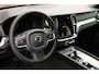 Volvo V60 B4 Essential Edition | Stoelverwarming voor/achter | Apple carplay/Android auto | 360 graden camera | Pilot Assist | Multifunctioneel stuurwiel | Comfort stoelen | Achteruitrij camera | Adaptieve cruise control | Hill Hold functie | 17'' lichtmetalen velgen |