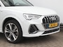 Audi Q3 45 TFSI e S edition | 360° camera | Adaptive cruise control | Elektrische stoelen + klep | Dodehoekdetectie